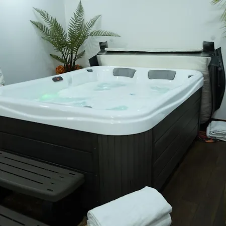 Deluxe Home, Peace & Spa Fornelo