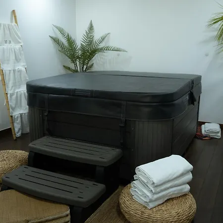 Deluxe Home, Peace & Spa * Fornelo