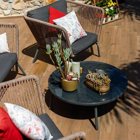 Deluxe Home, Peace & Spa * Fornelo