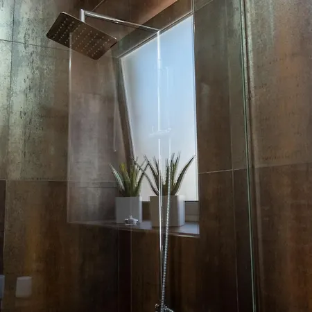 Deluxe Home, Peace & Spa